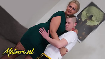 Tall Cum Hardcore Blonde MILF 