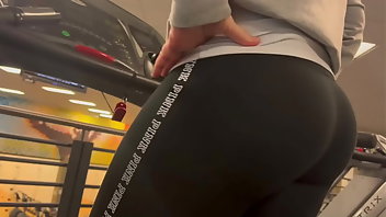 Exhibitionist Amateur Wife Public PAWG 